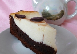 Рецепт: Пирог "Чизкейк + шоколад"