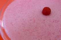 Шаг 2: Взбивать миксером 7-10 минут, пока …