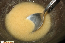 Шаг 5: Растворить желатин с небольшим количеством …