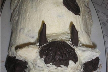 Шаг 6: Из сливок же делаем хвостик. …