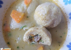 Рецепт: Сопа дэ болас дэ вэрдэ