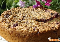 Рецепт: Вишневый пирог со штрейзелем