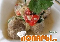 Мясные фрикадельки под кокосовым соусом