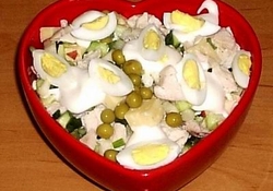 Рецепт: Салат с курицей и яйцами