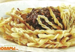 Рецепт: Стружки с соусом