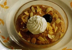 Рецепт: Мусс из слив и йогурта