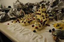 Шаг 3: Сверху ставим мишку так что …