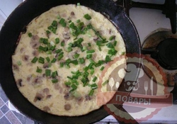 Рецепт: Омлет с авокадо