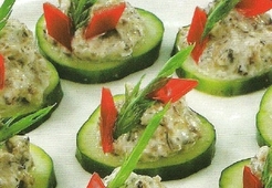 Огурцы с грибной начинкой