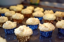 Шаг 1: Взбить белки с солью. Добавить …