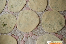 Шаг 6: А дальше аккуратно раскатать скалкой …