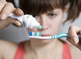Статья: Регулярная чистка зубов - залог стройной фигуры