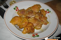 Шаг 1: Куриное филе обжарить или закоптить …