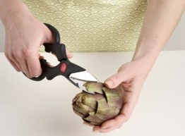 Зачем на кухне ножницы?