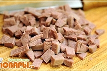 Шаг 3: - ананас порезать кубиками - …