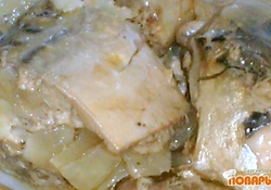 Рецепт: Консервы из скумбрии в микроволновке