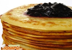 Рецепт: Блины сдобные с изюмом