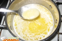 Шаг 1: Масло сливочное и сахар выложить …