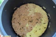 Шаг 6: Закрываем мультиварку и выпекаем 65 …