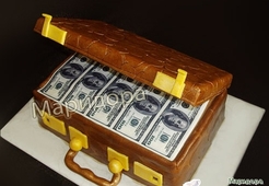 Торт "Чемоданчик с долларами"