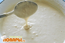 Шаг 2: Также добавляем подсолнечное масло, соль, …