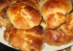 Рецепт: Ореховые булочки на сметане