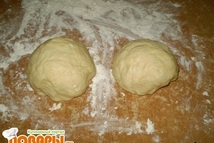 Шаг 2: В полученную окрошку добавить соду …