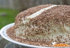 Торт с блинов под белковым кремом