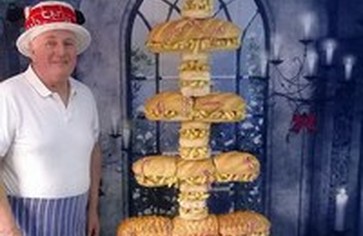 Рождественское дерево из гамбургеров