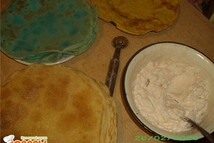 Шаг 2: Творог , йогурт и сахар …