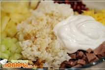 Шаг 5: Соединяем салат, все ингредиенты перемешиваем, …