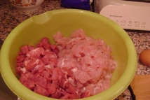 Шаг 1: Свинину (что бы легче резалась …