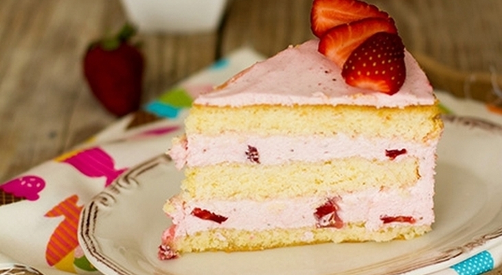 Торт "Клубничная нежность"