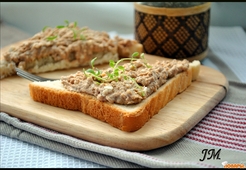 Бутерброды с тунцом и сыром