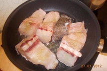 Шаг 1: Налима почистить, промыть, порезать на …