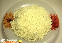 Рецепт: Салат с курицей и чесноком