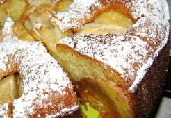 Пирог с хурмой и яблоками