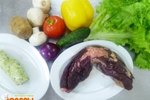 Шаг 1: Цельный кусочек телятины разрезают вдоль …