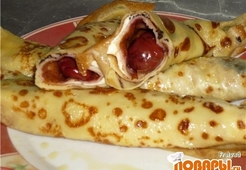 Блинчики с черешней запеченные