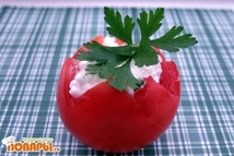 Шаг 3: Такой начинкой можно нафаршировать помидоры: …