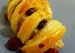 Рецепт: Слойка "Банан + клюква"