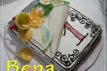 Шаг 4: Заполнить контур клубничным шоколадом.( либо …