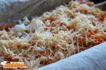 Шаг 3: Лаваш - в форму, слой …