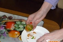 Шаг 3: В стакане развести столовую ложку …