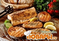 Рецепт: Норвежская семга-гриль с зеленым салатом