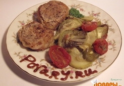 Мясные медальоны с овощами