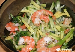 Рецепт: Салатик с креветками