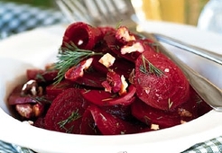 Свекла, тушёная в сметане