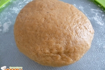 Шаг 1: В муку добавить кофе, корицу, …