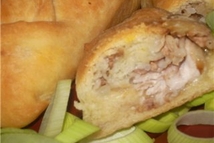 Шаг 5: Выкладываем колбаски в тесте на …